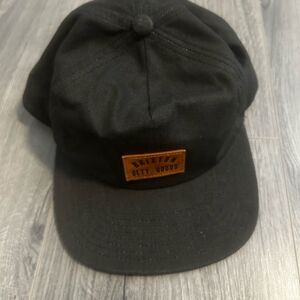 Brixton Woodburn SnapBack Hat (Black
Vintage Wash) NWT